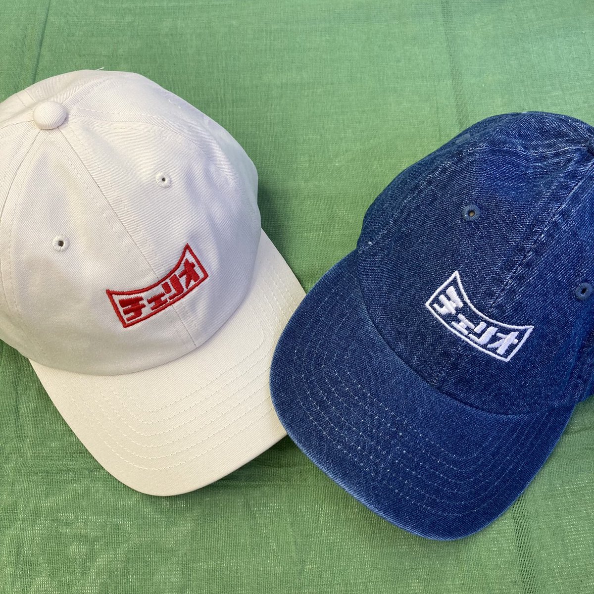 ／
人気飲料メーカー『チェリオ』とヴィレヴァンのコラボグッズが発売決定🎉🎉
＼

ロゴをどーんと大きく使ったカラフルなグッズが登場！👏
期間限定受注販売ですのでお見逃しなく！

📅受注期間：6/14(水)～6/25(日)

👇詳細
village-v.co.jp/news/item/16303
👇ご購入
vvstore.jp/feature/detail…

<a href="/cheeriojp/">チェリオ 【公式】</a>