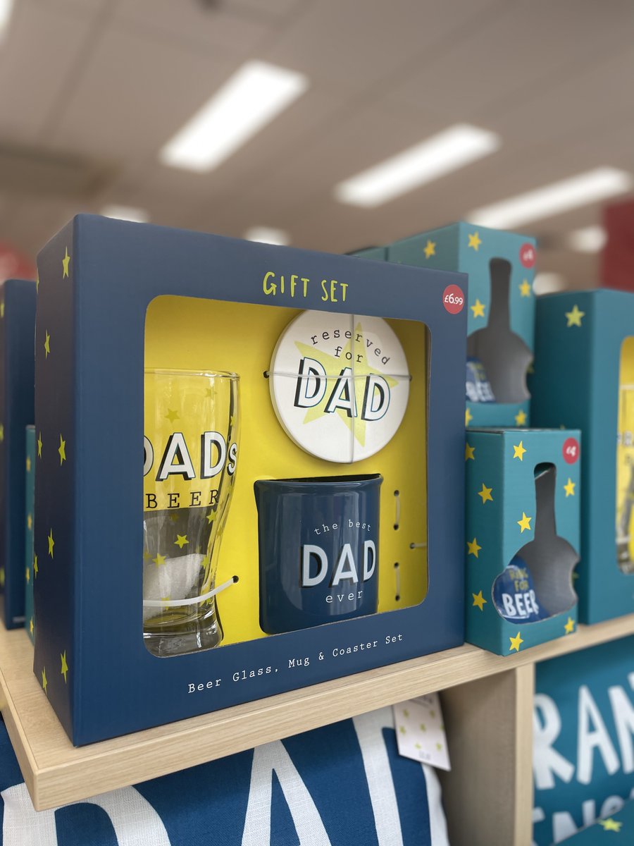 Find the perfect gift for every type of dad, in-store at @ClintonsTweet 🎁