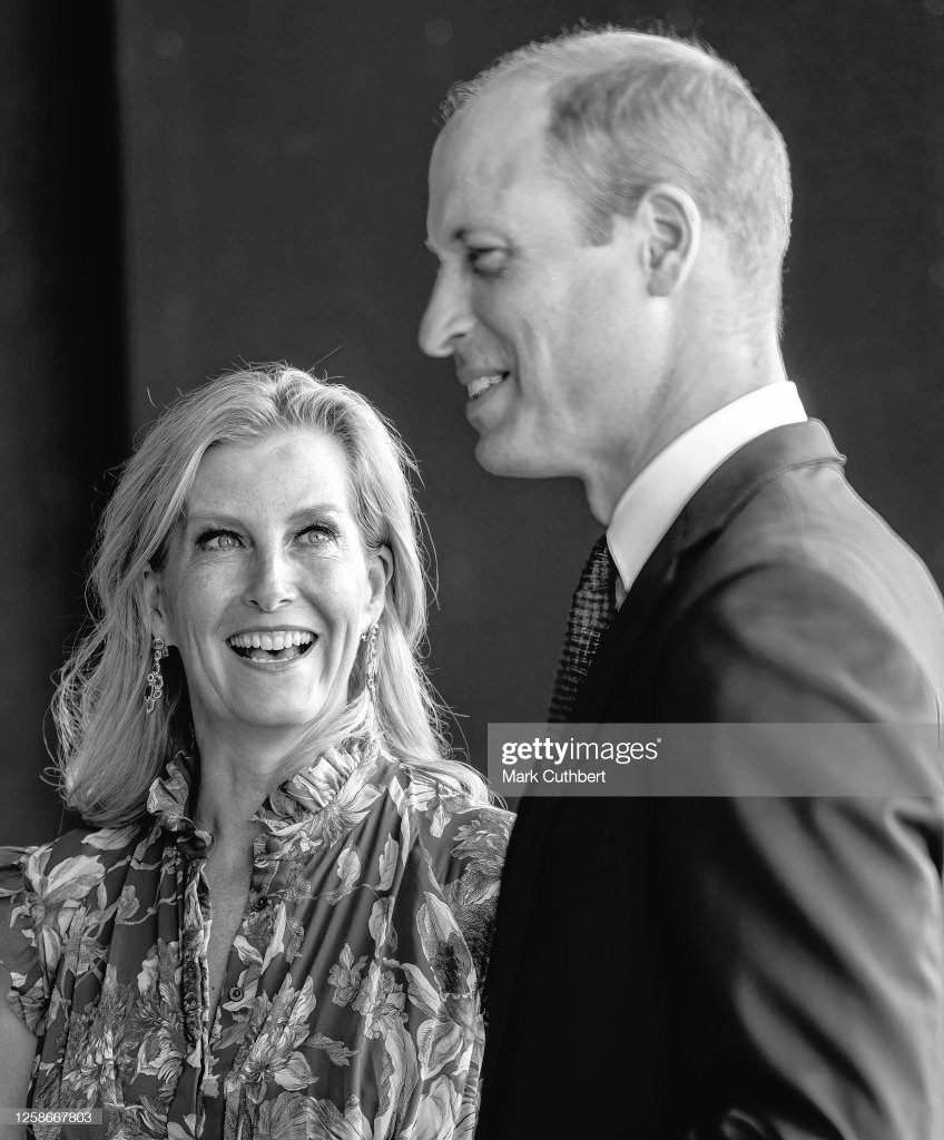 Love this photo of The Prince of Wales and The Duchess of Edinburgh.

#ThankGodWilliamWasBornFirst #PrinceWilliamIsAKing #DailySophie