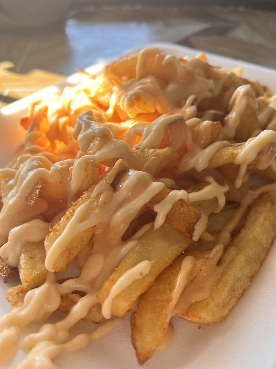 WithCheeseFood1's tweet photo. RETWEET AND COME EAT #WithCheese #Sthibatlala https://t.co/yOeyA1rBXO