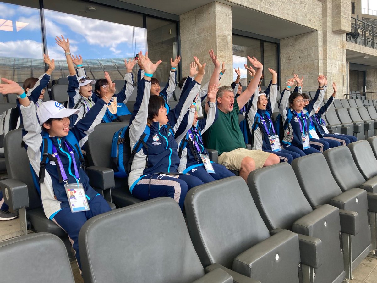 bacwberlin's tweet photo. Taiwanesische Athlet:innen der Special Olympics zu Besuch im #Olympiastadion #sowgberlin 
Einblicke in den Besuch hier: https://t.co/OI5HdTVOoE
@HeikeChaWi @Oly_Berlin https://t.co/cXGvGKdGpe