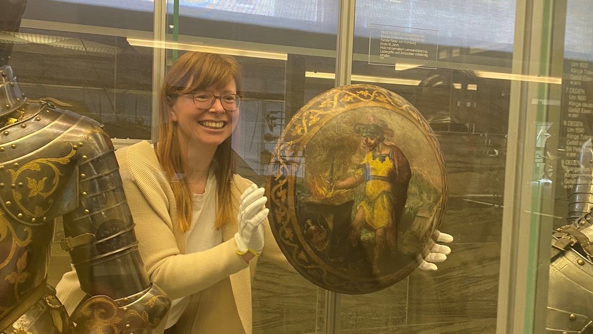 Drop a cool photo that someone took of you doing your job. <a href="/GNM_Nuernberg/">GNM</a> #alltag