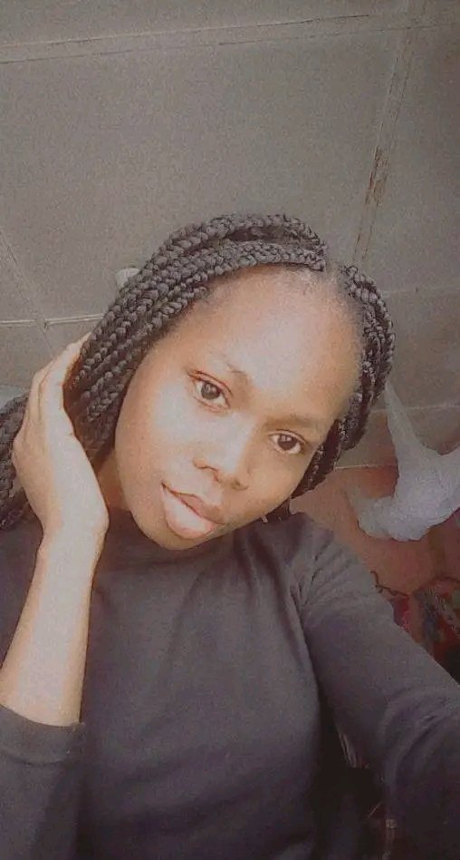 Geraldanniee's tweet photo. @thatdammygirlie I'm here https://t.co/dNrhcVO3hh