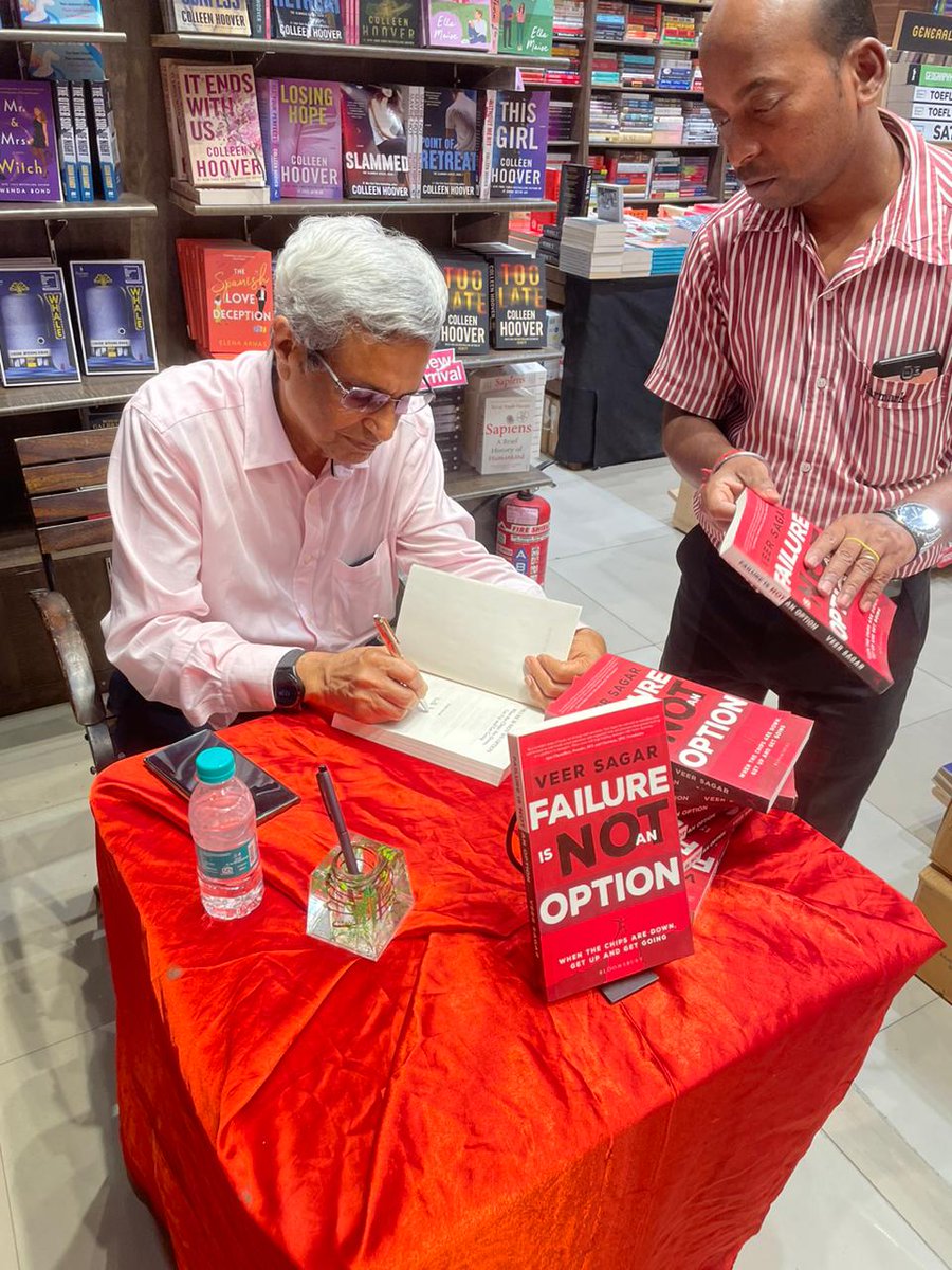 BloomsburyIndia's tweet image. #FailureIsNotAnOption signed by @veersagar are available at @EmamiStarmark in South City and City Center, Kolkata. Visit the stores and grab a signed copy!