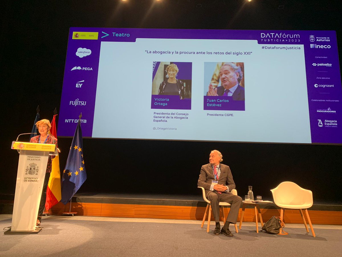 Abogacia_es's tweet image. La presidenta de la Abogacía, @_OrtegaVictoria, ha intervenido en el #Dataforum Justicia 2023 para analizar el presente y futuro de la Abogacía ante los retos del siglo XXI.