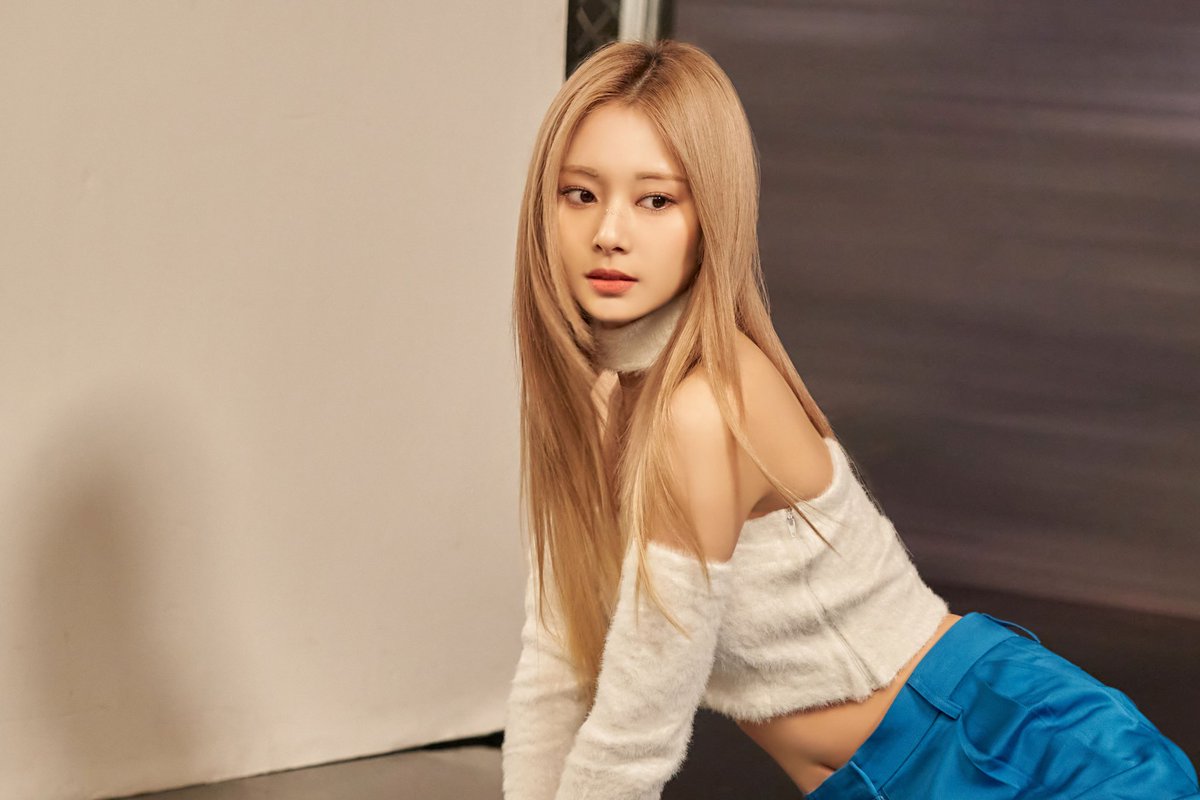 SubjectKpop's tweet photo. JYPE post for Tzuyu's Birthday

#TWICE #트와이스 @JYPETWICE https://t.co/gG9nfXDW0u