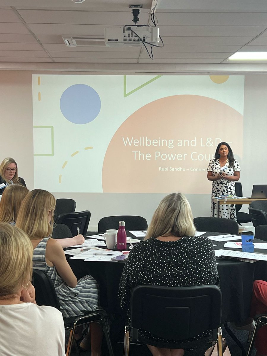 Kicking off our members' meeting with the first session of the day: 

Rubi Rai explores how L&D contributes to the delivery and embedding of a wellbeing agenda ☑️

#CLCMM #wellbeing #learning