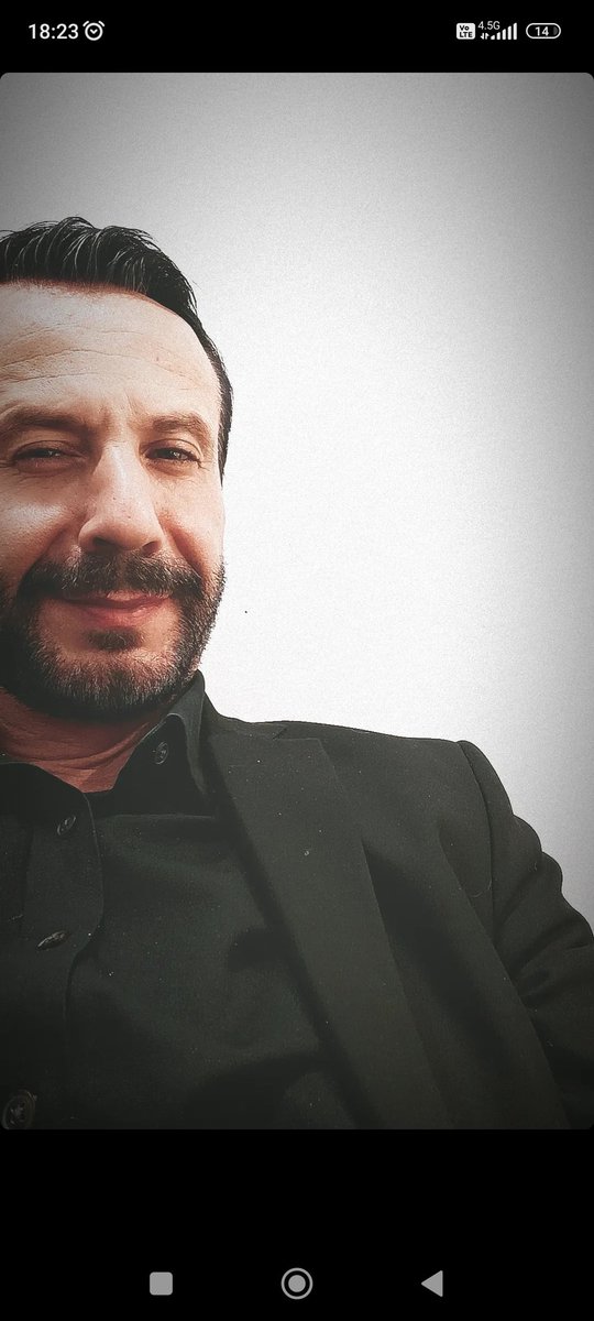 Az önce şöyle bir cümle okudum çok hoşuma gitti: "Rızkın para olması şart değil. Allah sana çok şey katan birini nasip etsin."