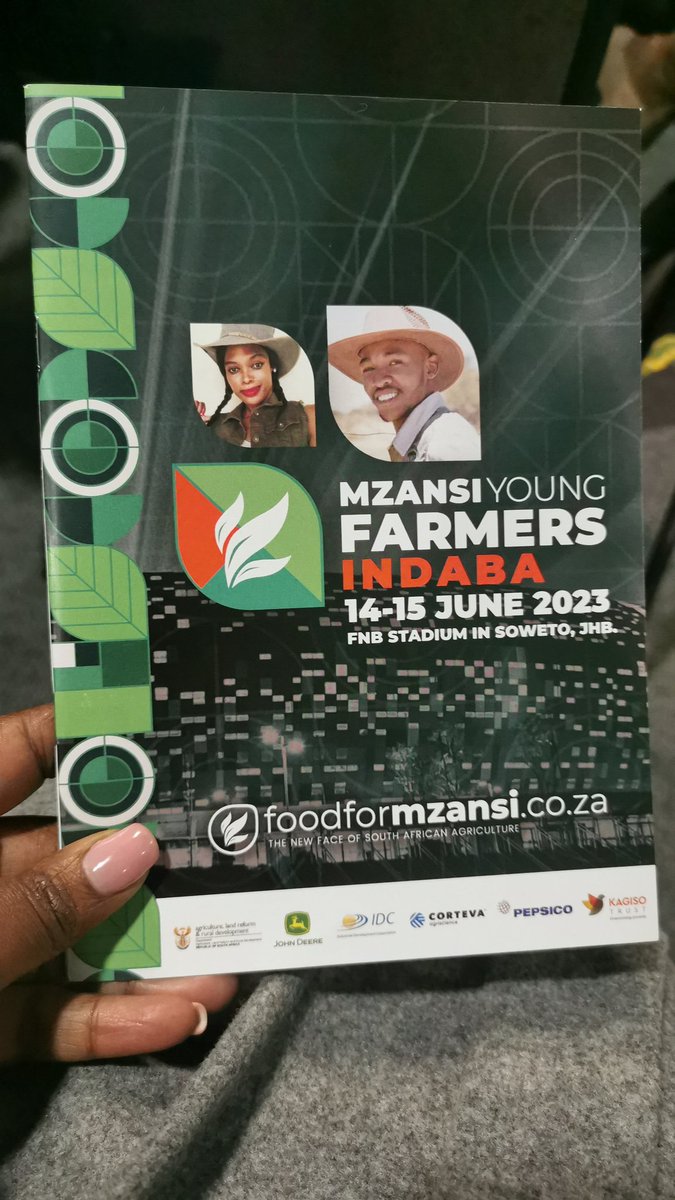 NdloziLindiwe's tweet photo. #MYFI https://t.co/ndlBkNgNCf