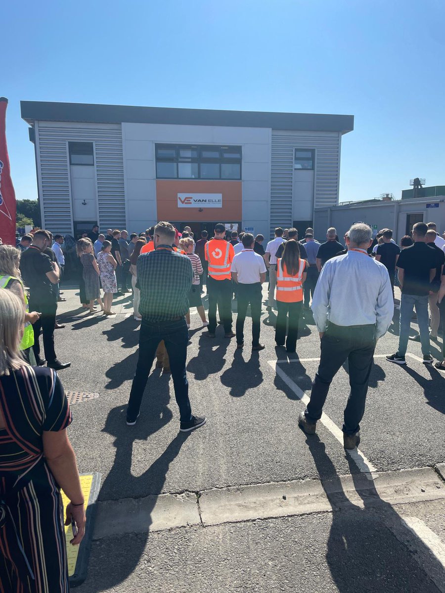 WernickGroup's tweet photo. Today we are at @VanElleplc’s site in Nottingham showcasing our Wernick Hire and Wernick Power Solutions products.
Come down and have a look at some of our #sustainablesolutions 🌍
Plus, don’t miss out on the chance to grab some exciting freebies!
#ecorange #powersolutions https://t.co/DStkvGl02D