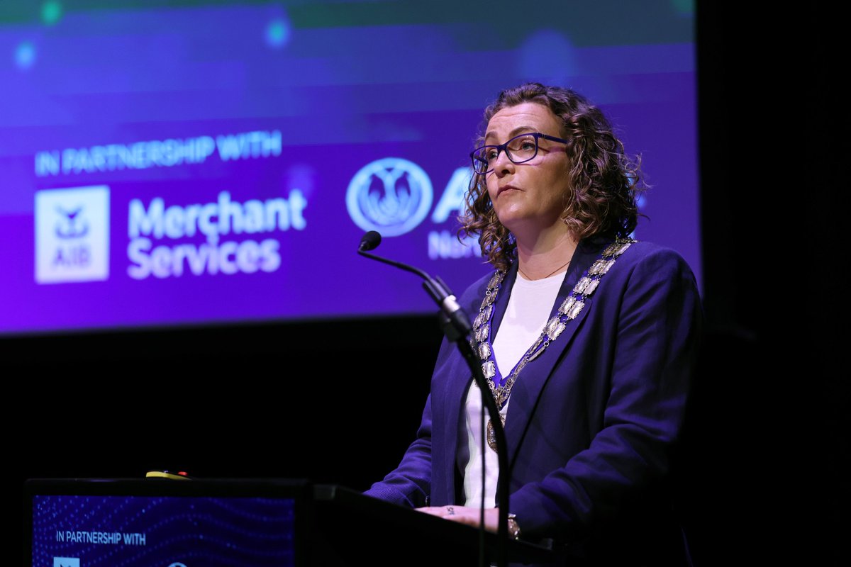 Brown_OConnor's tweet photo. Busy morning for team BOC with the first #BelfastxTech conference with @BelfastChamber taking place at The MAC. Hearing from @HeadNICS Jayne Brady, Chamber President Alana Coyle, the @SoftwareAll_ & @NICyber about the future of tech in Belfast. https://t.co/niEBeFmDx0