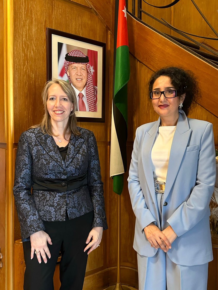 Pleased to meet @SajaSMajali, Jordan’s ambassador in Brussels on the sidelines of my participation at #SyriaConf2023. Emphasized @UN in 🇯🇴ceaseless efforts in advocating for maintaining humanitarian support for #Syrianrefugees, while maximizing development impact in the Kingdom.