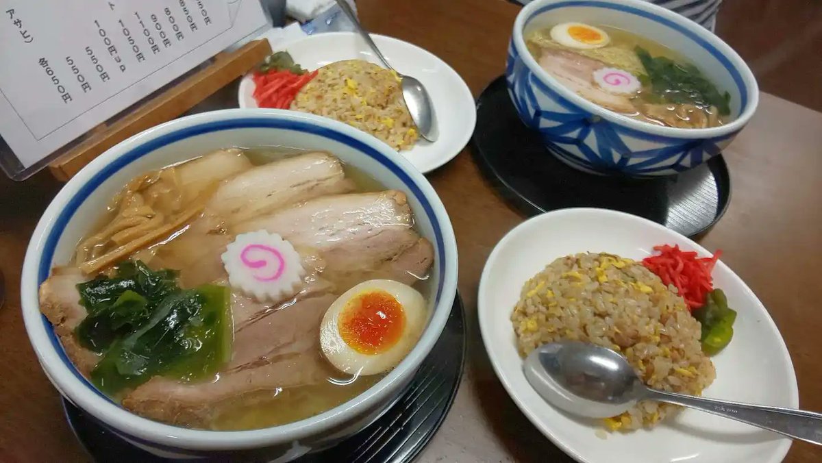 WYFDRlaZ7nKfBVJ's tweet photo. 自分の庭にある朝ラーの名店｢支那そば ぐゎらん洞｣さん…｢GRANRODEO｣にしか見えないワシは病気か⁉️✨🍜👋😂✨(笑)

#きーやん魂 #谷山紀章 #GRANRODEO #新潟市東区物見山 #支那そばぐゎらん洞 #GARANDO #朝ラー #支那そば #絶品 https://t.co/NhFuGZPoAO