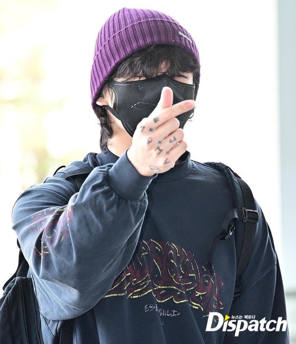 constaellar's tweet image. safe flight, cintaku