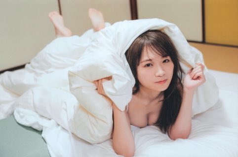 soryu46's tweet photo. 秋元真夏✖️人妻NTR  ① https://t.co/bvOnx6I2JD

処女作です！
よろしくお願いします！
パスワードは「ソウリュウ」です！ https://t.co/VYptSO4wj0