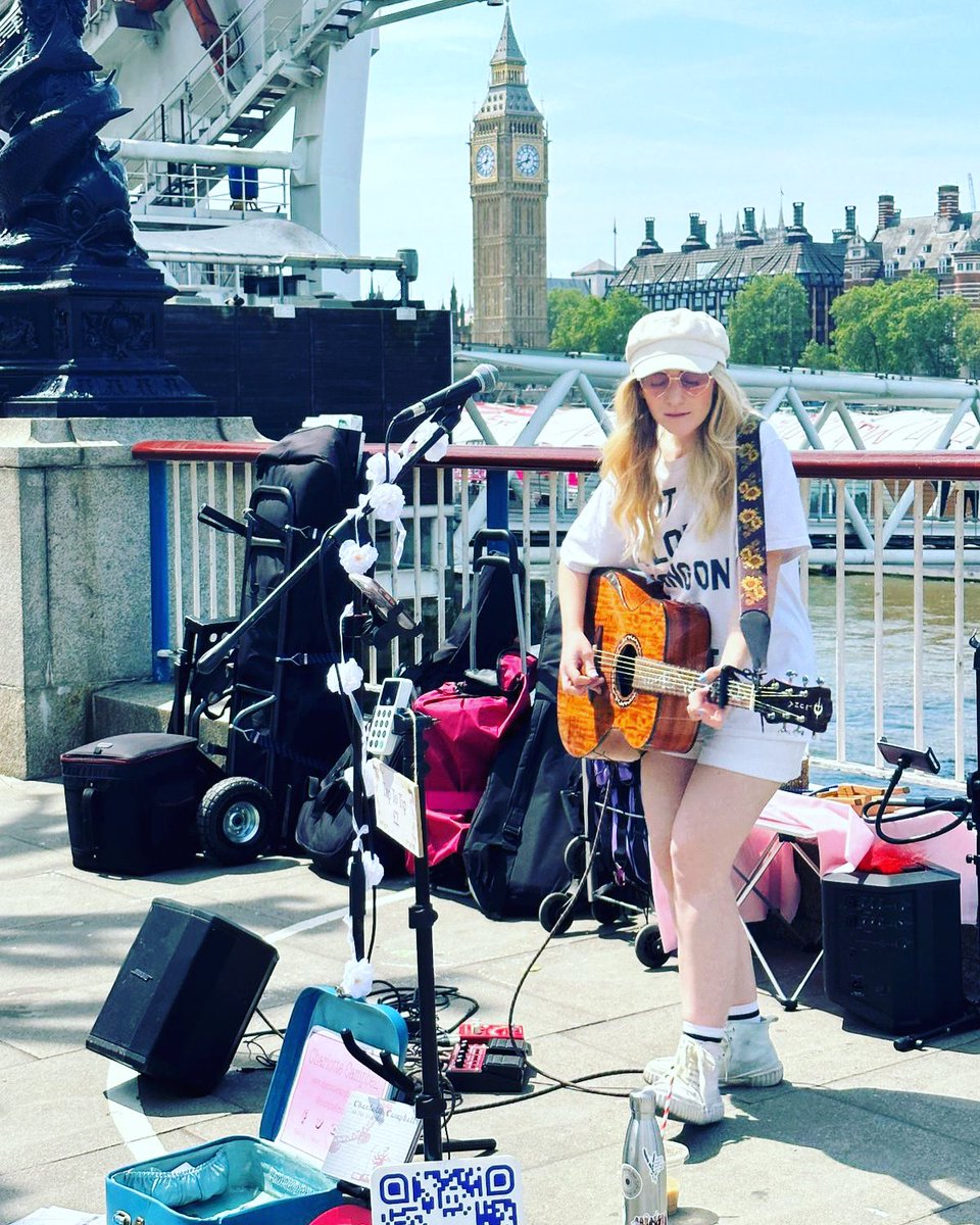 Where to find me this week! 

Wednesday - Waterloo Station 4-6pm
Thursday - Southbank Busking ⏰ tbc
Friday - private booking 💍
Saturday - Southbank Busking ⏰ tbc
Sunday - The Bolney Stage, West Sussex 3-5pm
