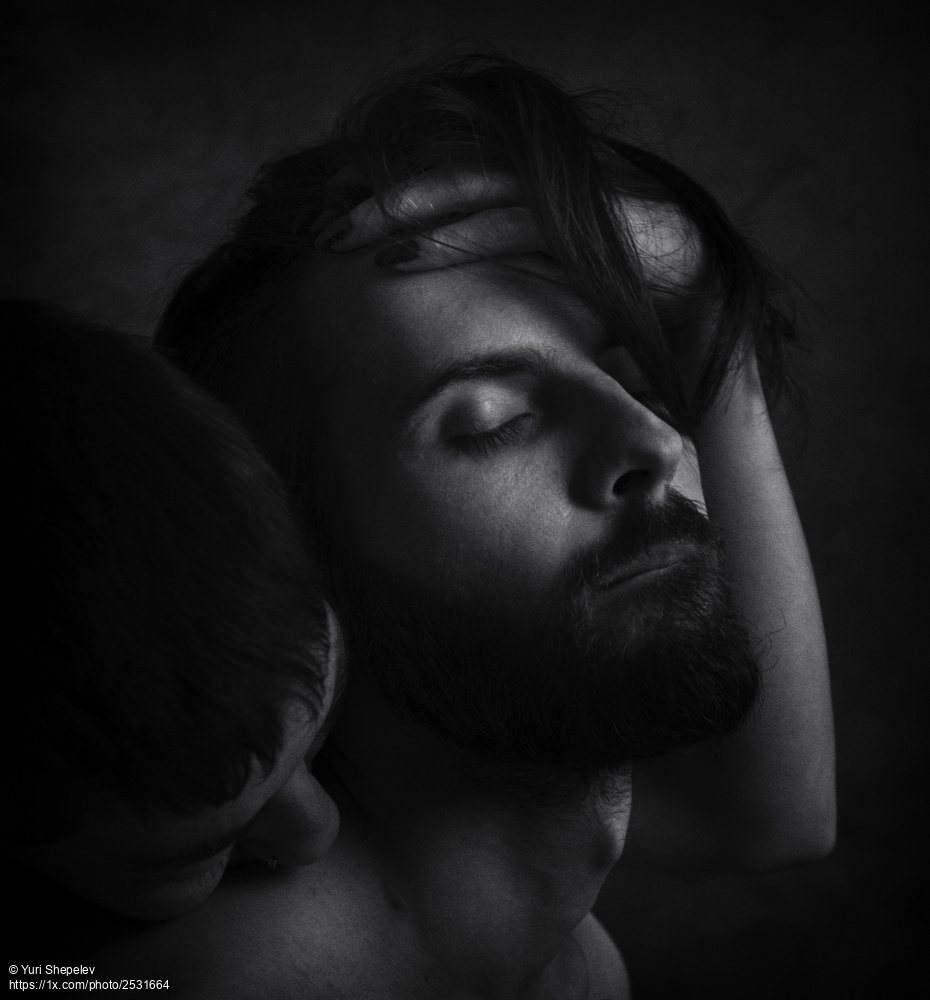 1x_com's tweet photo. 'Andrei' by Yuri Shepelev
https://t.co/u0a3XCPsLs #portraitphotography #blackandwhitephoto #couple #duo #love https://t.co/FDvIfd0TDR