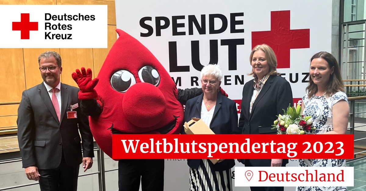 roteskreuz_de's tweet image. Ärmel hoch bei der #DRK-Blutspendeaktion für Abgeordnete und Mitarbeitende im Bundestag. Heute wurde die 10.000. Blutspende vor Ort durch Anne Janssen geleistet.

Danke an alle Teilnehmenden sowie an Bundestagspräsidentin @baerbelbas für die Organisation! #missingtype #blutspende