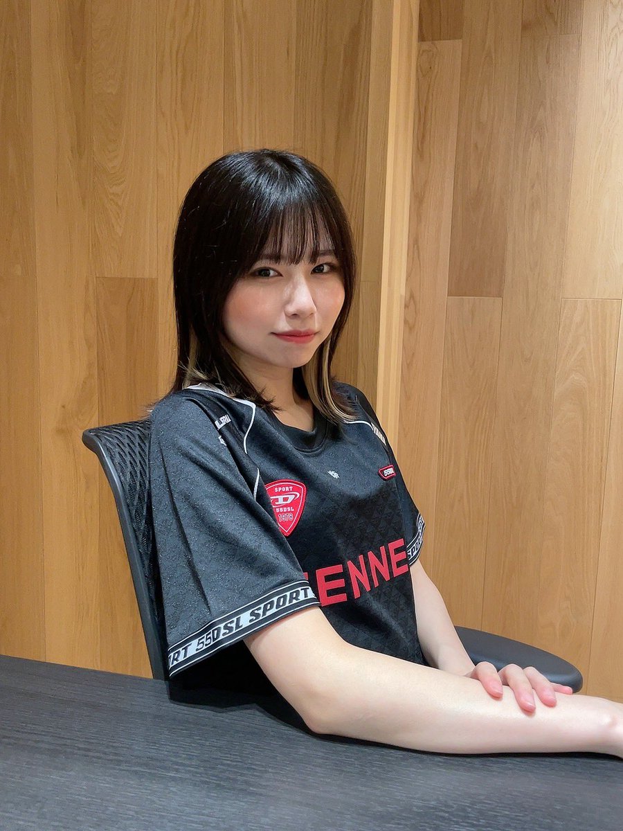 ゆうページです⋈♡*。゜ ユニフォーム姿も好きですか？