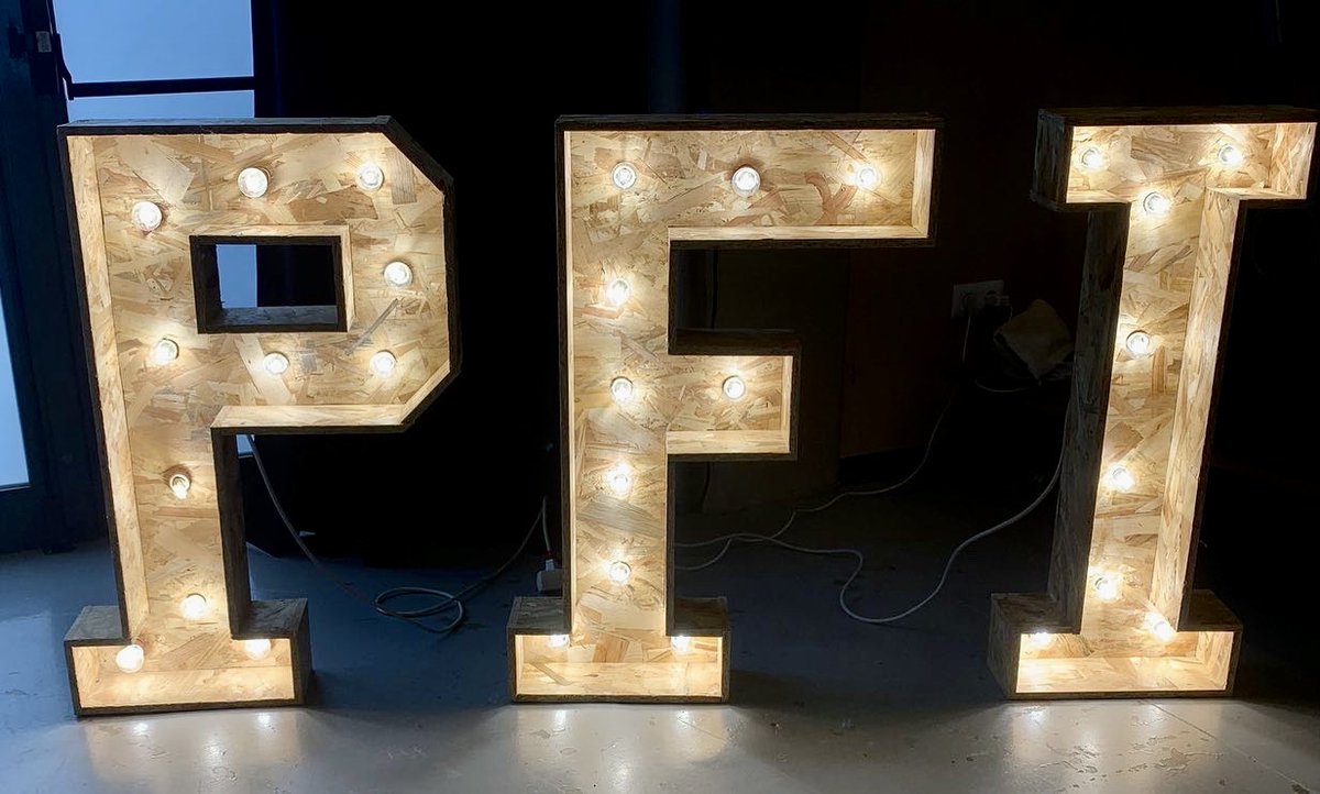 📣VIII Jornada Intercanvi d’Experiències PFI!
📌<a href="/educaciocat/">Educació</a> reuneix al voltant de 500 docents #PFIcat amb la col·laboració de <a href="/CABK_Dualiza/">CaixaBank Dualiza</a> per compartir projectes implementats durant el curs, i tenir cura del benestar emocional!👏👏
#ImpulsFP #SomFP
<a href="/impulsfp/">ImpulsFP 💡</a> <a href="/pqimc/">Projecte de Qualitat i Millora Contínua #FP+</a> <a href="/JOrientafp/">ORIENTAFP</a>