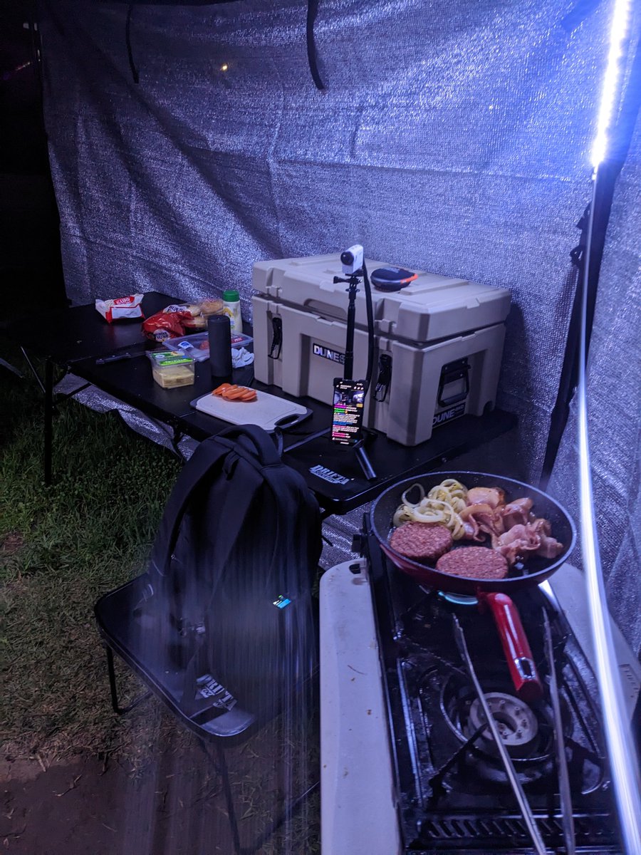We're making home made beef and bacon burgers live on stream.

📽️ twitch.tv/haydosoutdoors
🔗 haydosoutdoors.com

#burger #campfood #australia #camping #burgers #camplife #delicious #southaus #southaustralia #beefburger #amazing #rateit #adelaide #homemade #homemadeburgers