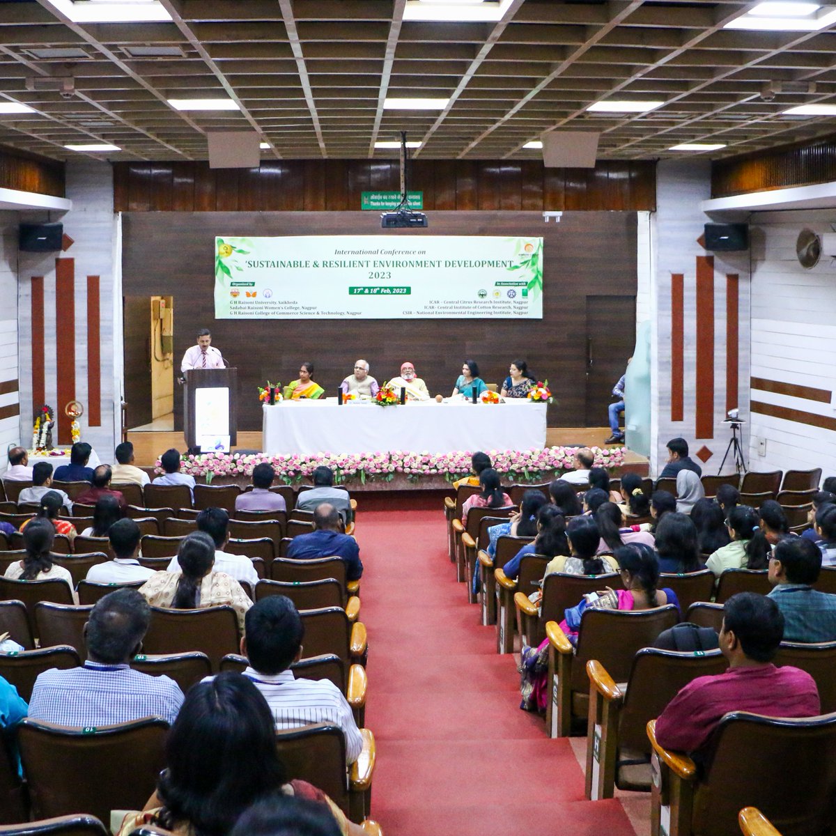 ghruofficial's tweet image. A platform to address environmental challenges and foster sustainable solutions at the International Conference on Environment. 

#EnvironmentConference #SustainableSolutions #RaisoniGroup #GHRU