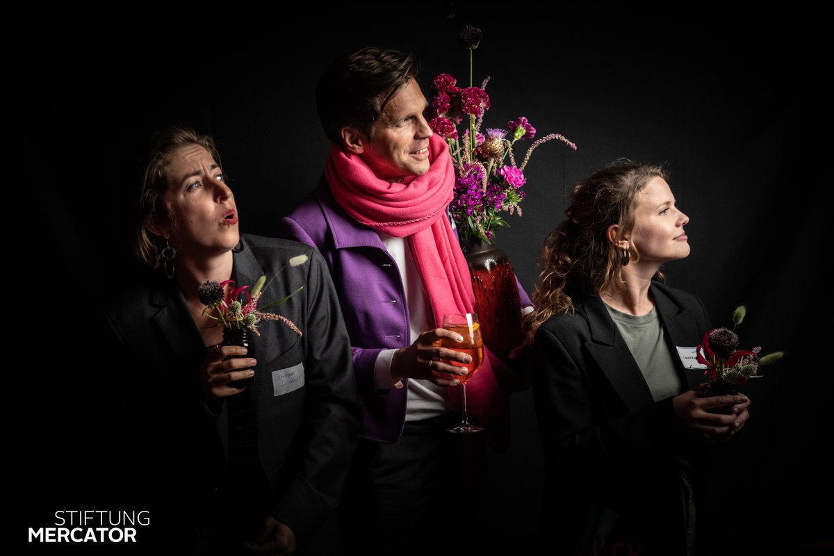 Beim gestrigen Sommerempfang der <a href="/MercatorDE/">Stiftung Mercator</a> wurden wir gefragt, was #Demokratie für uns bedeutet. Das war unsere Antwort: