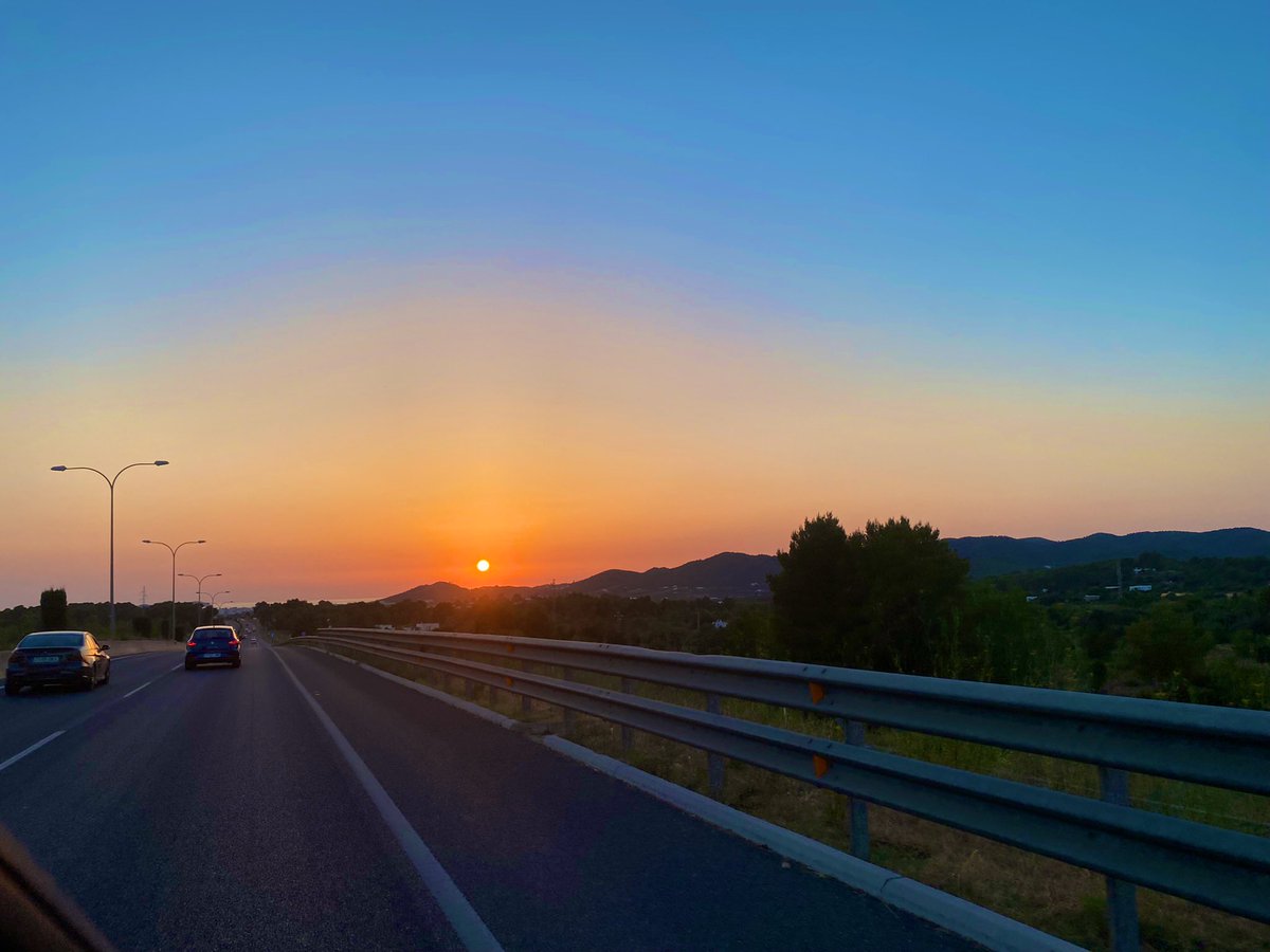 JoseJacobss's tweet photo. “Who Love The Sun”
the previous summer in Ibiza, today preparing a great project to revolutionize Latin America with new technology
#MayanCoin #Binance #lifestyle #GuateCrece #LATAM https://t.co/ZDxTWSKEun