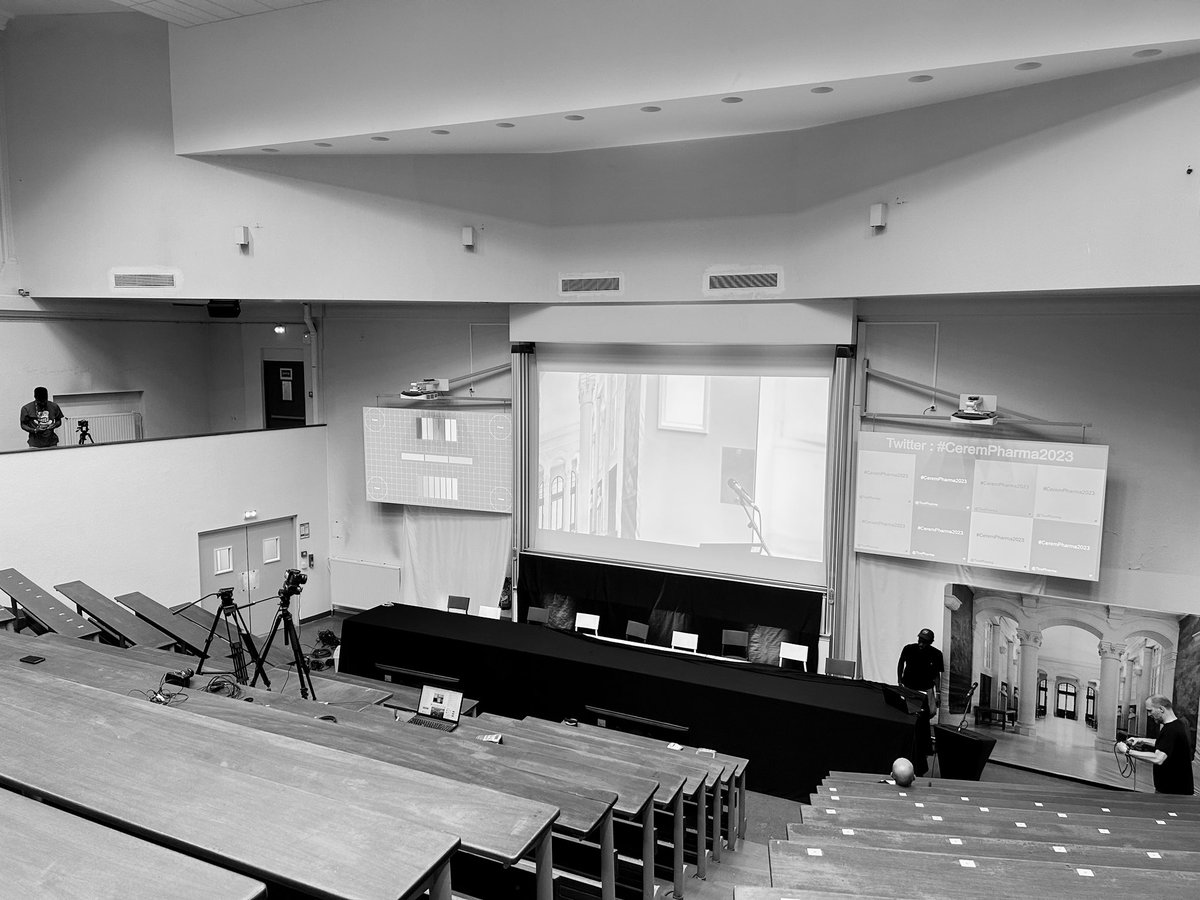 Tenez-vous prêts pour la cérémonie de remise des diplômes 2023 🎓 #CeremPharma2023