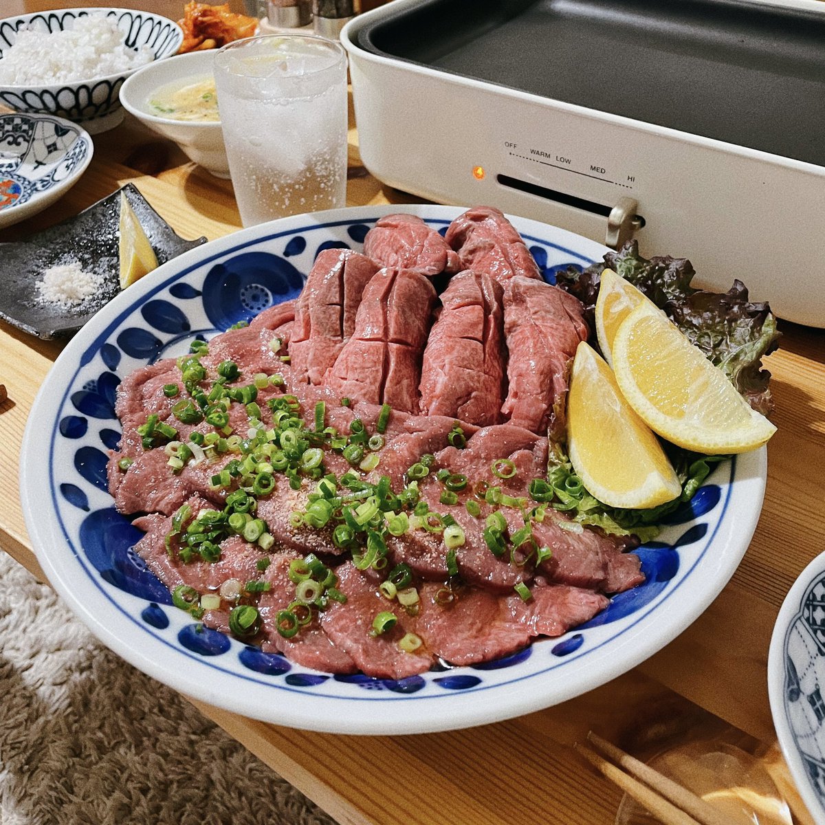 pyon528's tweet photo. Costcoでブロックでゲッチュした牛タンで平日パーティ🫰🏻 https://t.co/tUECZSntuo