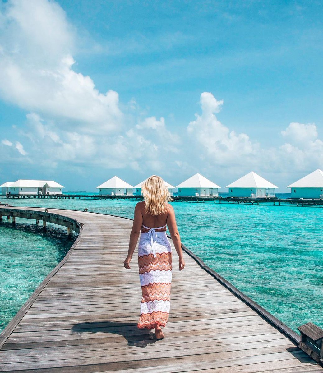 Living an island dream 🏝️💋💁🏼‍♀️

📍Maldives
📸 @gabidibbs via IG
#maldives #maldivesislands #maldivian #maldivesislands #island #dream #dreambig #dreamlife #life #lifegoals #goals #paradise #paradisebeach #paradiseonearth #earth #world #travel #travelblog #travelblogger #travelling