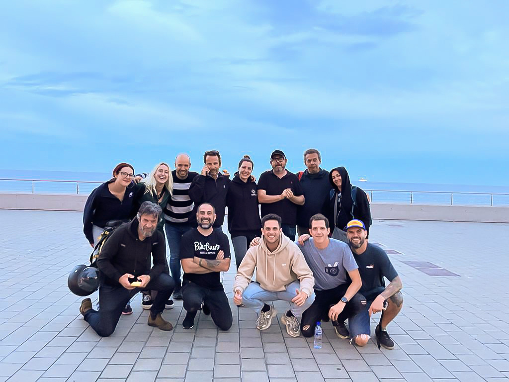 MendipsProducti's tweet photo. Photo Finish💫 Thanks family!
.
.
.
.
.
.
.
#behindthescenes #productioncompany #cinematographer #setlife #spot #shooting #shootingday #cinemalife #film #filmrecording #filmdirector #filmcrew #filmservices #photoshootings  #cinematography #photo #stills #shootinspain #barcelona https://t.co/S6LUEB16ih