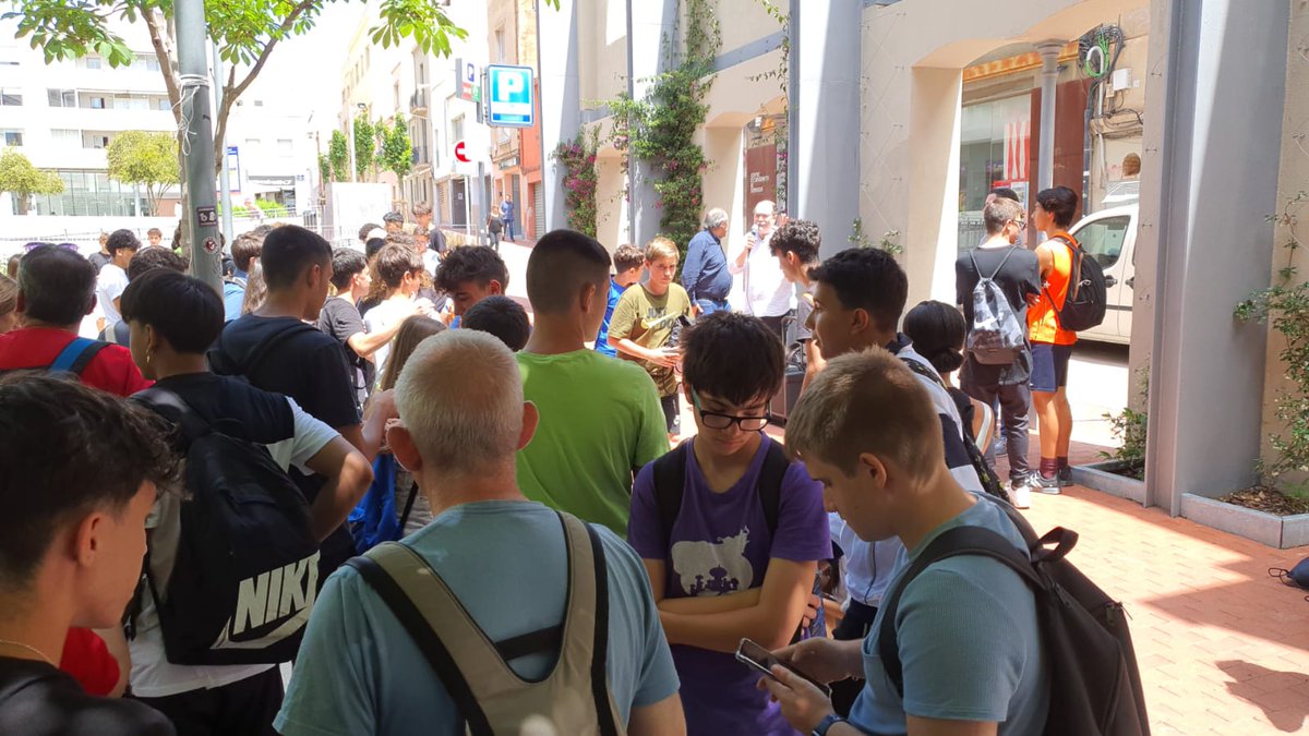 CRPTerrassa's tweet photo. Volem agrair la col.laboració de @sindicalistes @transit @MNACTEC @trseducacio @trsuniversitats per facilitar-nos el material pedagògic obsequiat als centres participants en la Terrassada23 #TRSada23 #wmcp23 https://t.co/jRHFYvAiVR