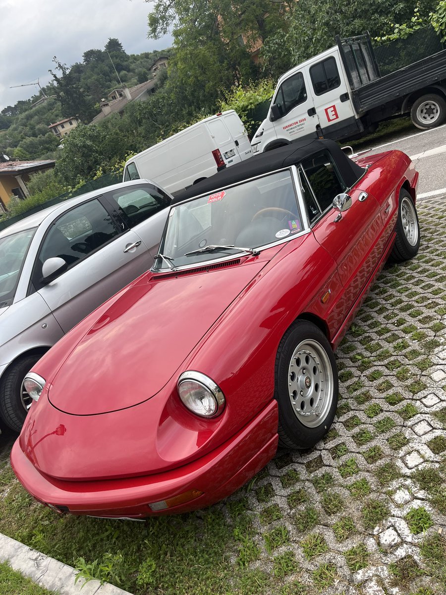 _Kimdevolder's tweet photo. Some beauties of Lago Garda…🚘🏝️💯 https://t.co/iz2osVAnVo