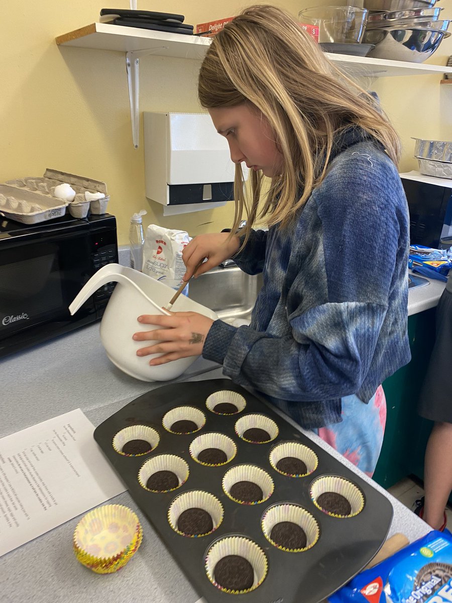 Meagan Perry tweet media