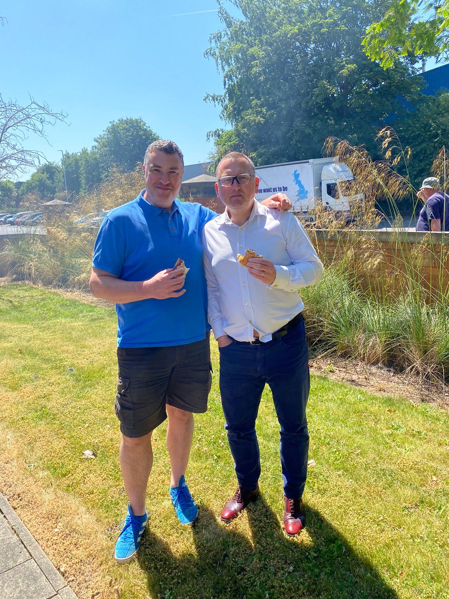 sharp_consult's tweet photo. We've got the BBQs out today for lunch! 🌭🔥

Our Business Manager Michael has organised a Sales Day today for us all to enjoy and to make it even better, Jamie has fired up the BBQs and fed us a delicious lunch out in the sunshine!

#recruitmentagency #heatwave #bbqfood https://t.co/i8nzBtRcdk