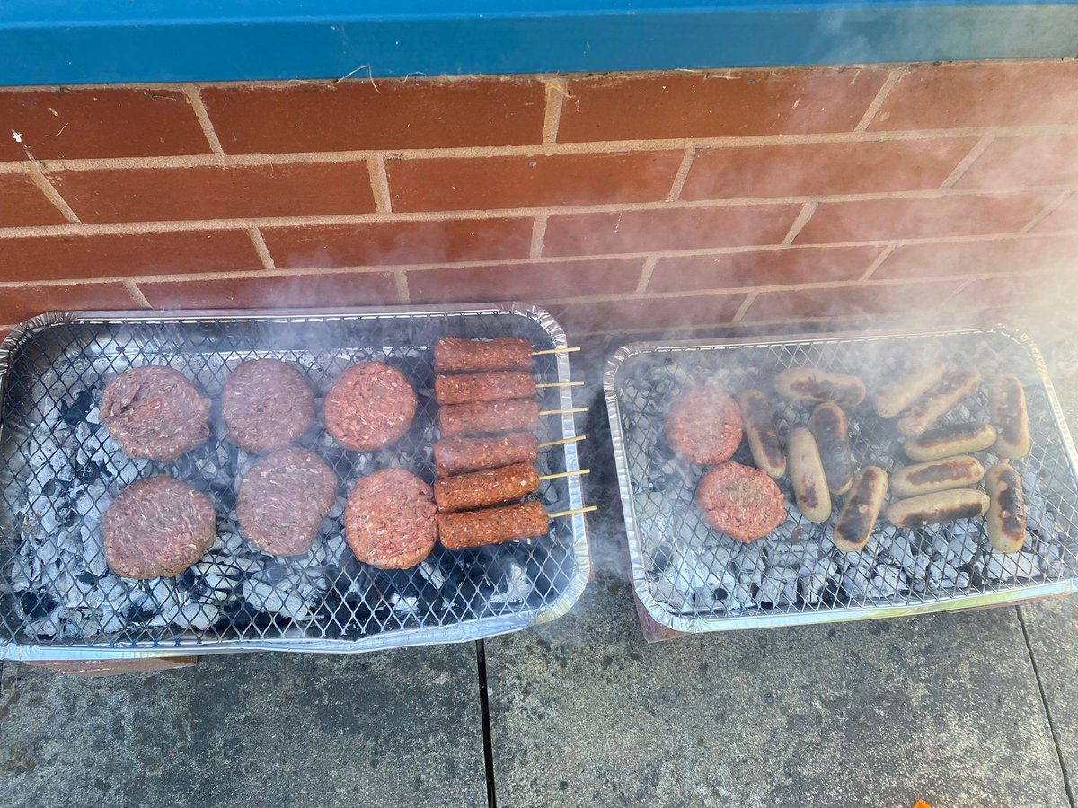 sharp_consult's tweet photo. We've got the BBQs out today for lunch! 🌭🔥

Our Business Manager Michael has organised a Sales Day today for us all to enjoy and to make it even better, Jamie has fired up the BBQs and fed us a delicious lunch out in the sunshine!

#recruitmentagency #heatwave #bbqfood https://t.co/i8nzBtRcdk