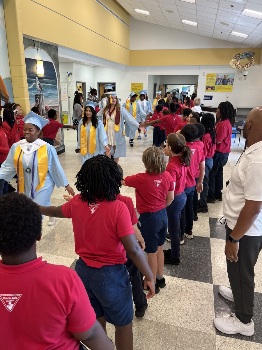 JLauber17's tweet image. Our Dreamers loved having the @FirstColonialHS graduates walk through our @SeatackDream hallways. It was invigorating!! Congratulations to the Class of 2023!
