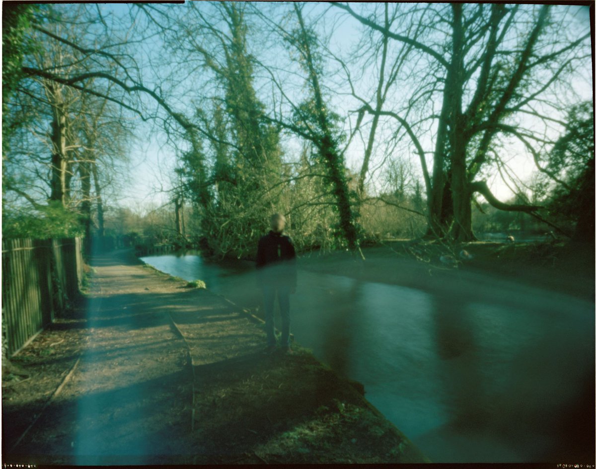Laila Sumpton (@lailanadia) on Twitter photo Write a poem for <a href="/RefugeeWeek/">Refugee Week 🧡</a>
Sign up for my #poetry workshop NEXT Tuesday 19th June #Catford Library @lewishamlibraries, 5:30 - 7pm 'Postcards from Limbo'
Inspired by <a href="/gignouxphotos/">Gignoux Photos</a> portraits of sanctuary seekers & <a href="/JRSUK/">Jesuit Refugee Service UK</a> writing
Book here lewisham.events.mylibrary.digital/event?id=69583 #RefugeeWeek Write a poem for <a href="/RefugeeWeek/">Refugee Week 🧡</a>
Sign up for my #poetry workshop NEXT Tuesday 19th June #Catford Library @lewishamlibraries, 5:30 - 7pm 'Postcards from Limbo'
Inspired by <a href="/gignouxphotos/">Gignoux Photos</a> portraits of sanctuary seekers & <a href="/JRSUK/">Jesuit Refugee Service UK</a> writing
Book here lewisham.events.mylibrary.digital/event?id=69583 #RefugeeWeek