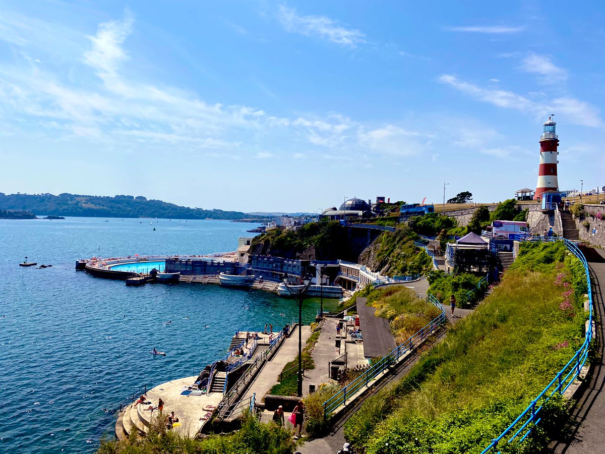 Paolomc84's tweet photo. Little swim & lounge in the sunshinneeee 😍 #plymouth #tinside https://t.co/0wAG9JXwxm