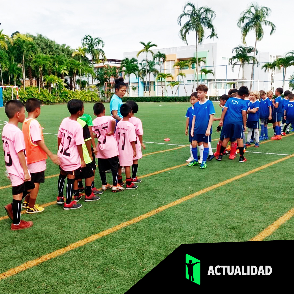 GateforChildren's tweet photo. 📷Nuestros niños y niñas del proyecto de #Tailandia han participado en un torneo de #fútbol 📷.  

Un torneo amistosos en el que el objetivo disfrutar de una divertida jornada deportiva con otros menores 👏.

#GateforChildren #togetherforthefuture #infancia https://t.co/Q0GCKVcA9S