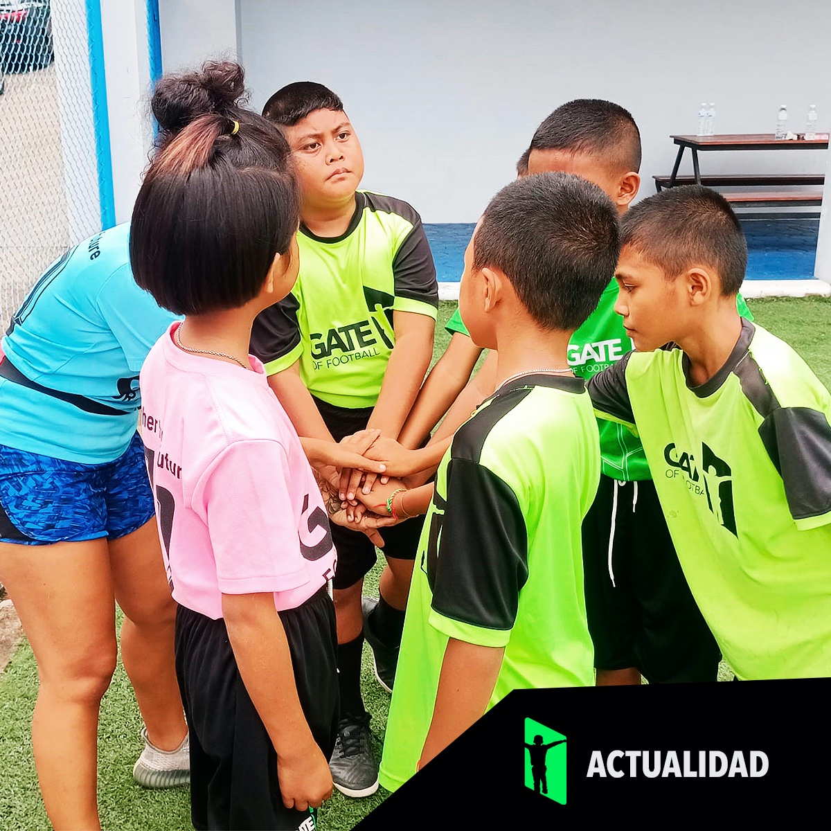 GateforChildren's tweet photo. 📷Nuestros niños y niñas del proyecto de #Tailandia han participado en un torneo de #fútbol 📷.  

Un torneo amistosos en el que el objetivo disfrutar de una divertida jornada deportiva con otros menores 👏.

#GateforChildren #togetherforthefuture #infancia https://t.co/Q0GCKVcA9S