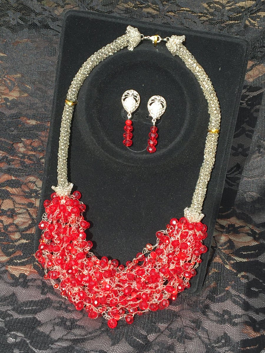MAMBeads's tweet photo. Love, Power, Radiance all in one jewelry piece.
Just a click away.
Feel the art, claim the beauty
N8000,$11 https://t.co/MHnY2CG0tj