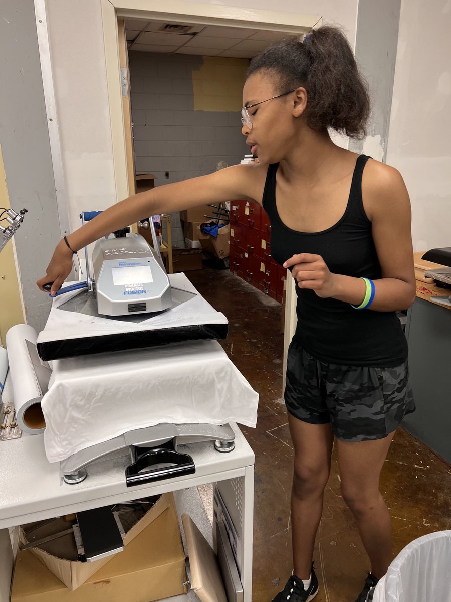 GHS_CMS's tweet photo. Hermitage ACE making our competition shirts for HOSA Dallas ‘23 ⁦@MacBeaton2⁩ ⁦@lrdunavant⁩ https://t.co/7KkGUZfVkV