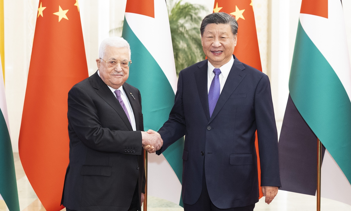 Muhammed Said Ergün on Twitter: "Mahmut Abbas'ın Çin Devlet Başkanı Xi ile yaptığı görüşmeden: Çin, Filistin'in BM tam üyesi olduğu, 1967 sınırlarının esas alındığı ve Doğu Kudüs'ün Filistin'in başkent olduğu 2 devletli