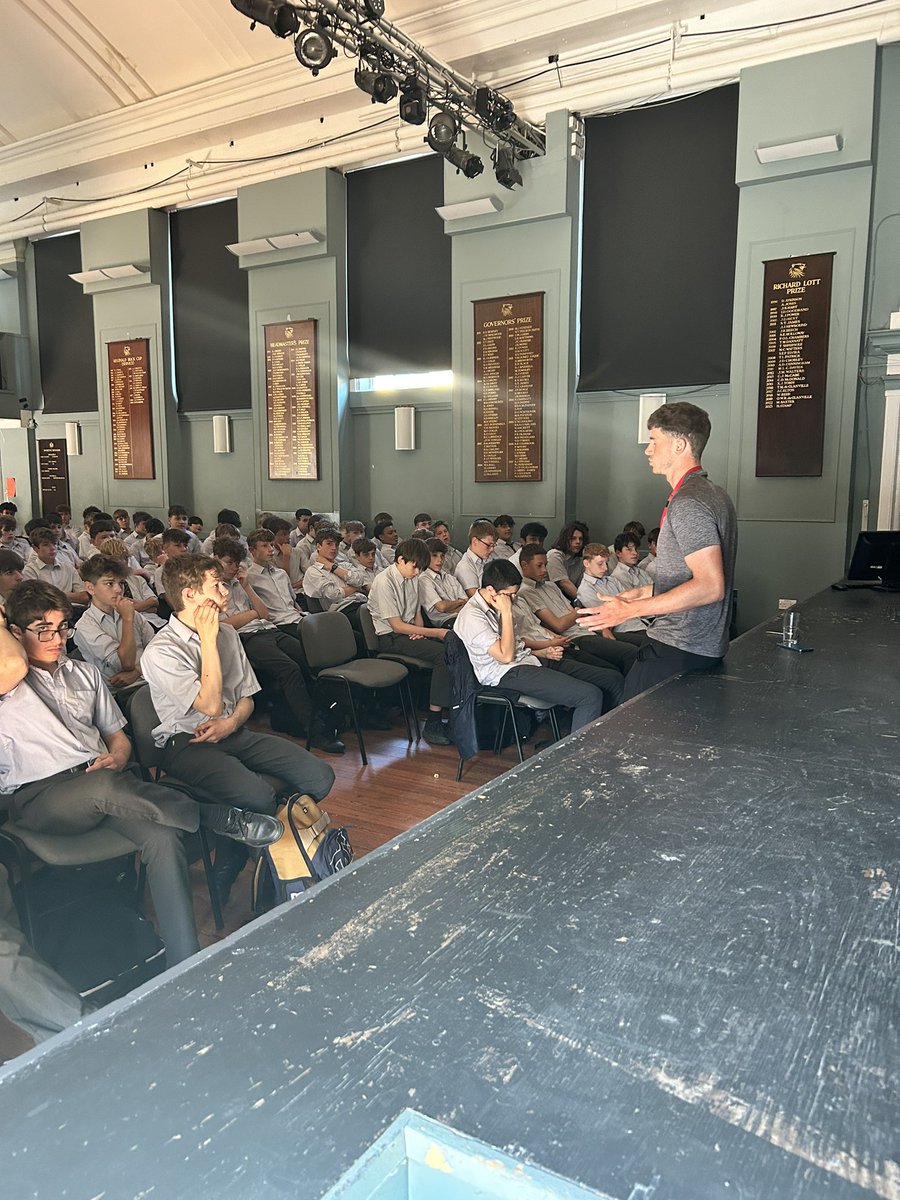 Beechen Cliff School tweet media