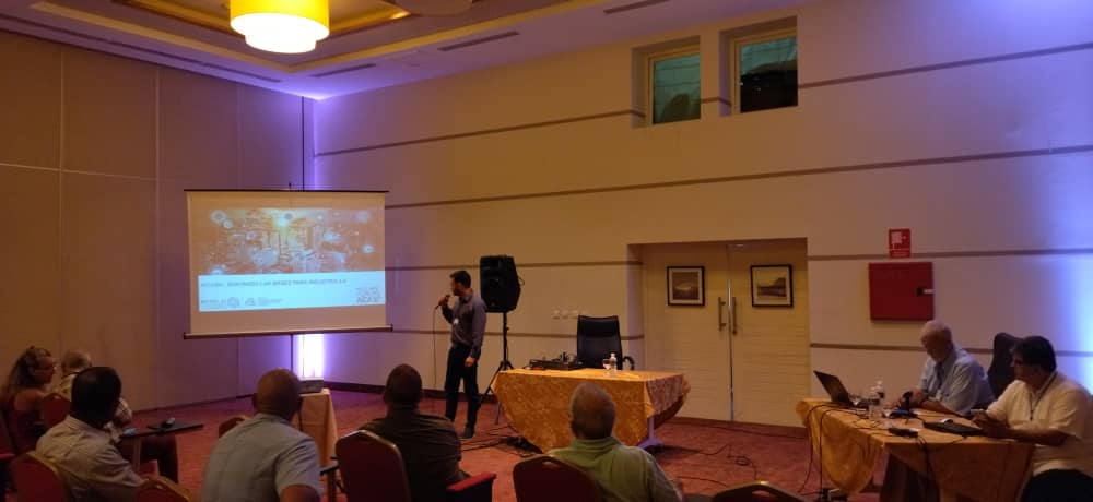AicaLaboratorio's tweet photo. Nuestra MYPYME estatal #AicaSi+ fue presentada en el segundo evento concurrente de termoenergía e ingeniería por su director, Pedro Cárdenas. #DosisDeVida #VamosPorMás https://t.co/YSMKk4yAYq