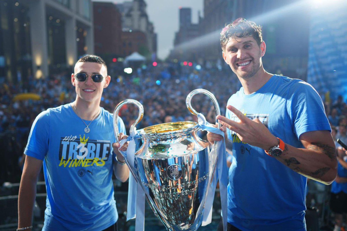 PhilFoden's tweet photo. Unforgettable memories 🩵

🏆🏆🏆 https://t.co/zPnaHNPFBo