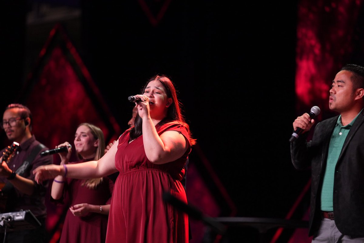 SWBTS's tweet photo. Any morning that starts with being led in worship by our @SWBTSMusic students and faculty is a good one. #SBC23 https://t.co/0kQAsy3iqt