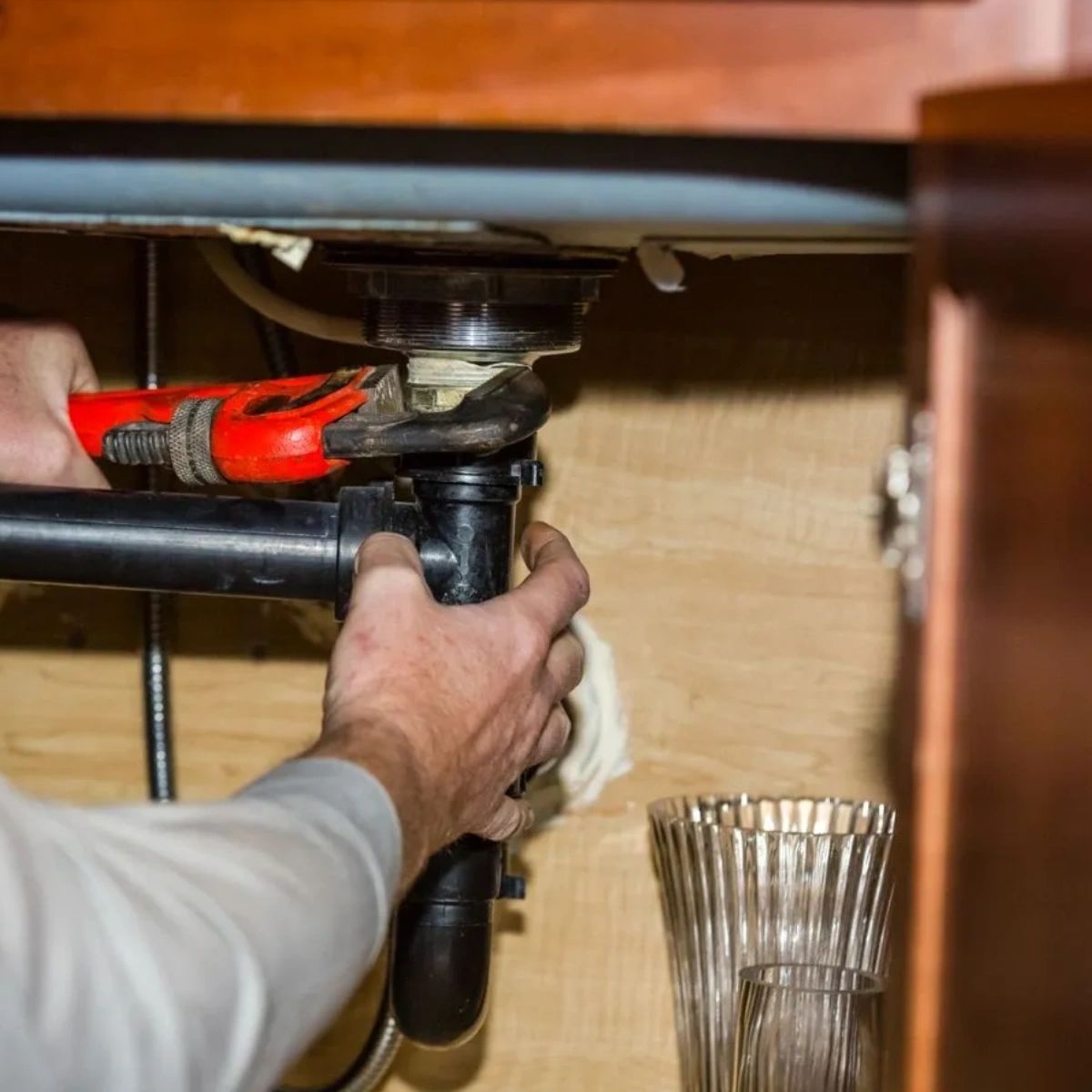 arthurbinder7's tweet image. Dad deserves plenty of relaxation this Father’s Day weekend, so let our team handle the cooling, heating, and plumbing repairs for him. Just give us a call at (217) 875-4149 to set up service! #ADBinderPlumbingAndHeating #DecaturIL #plumbing #HVAC #PlumbingRepairs #HVACRepairs